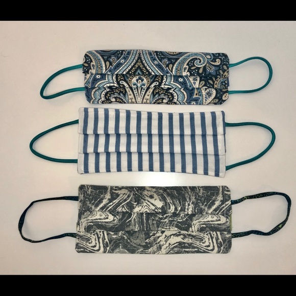 2 Face Masks w Nose Wire & Adjustable Ear Elastics - Picture 12 of 16